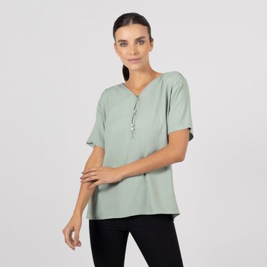 Blusa cuello V manga corta