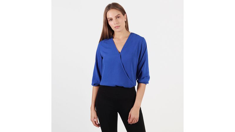 Blusa para mujer BLUSA ESCOTE EN V MANGA 3 4 CON ELASTICO EN MANGA CON CORTES EN DELANTERO BLUSA 310277 Fuera De Serie Compra Online