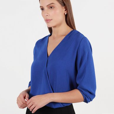 Blusa cuello v manga 3cuartos