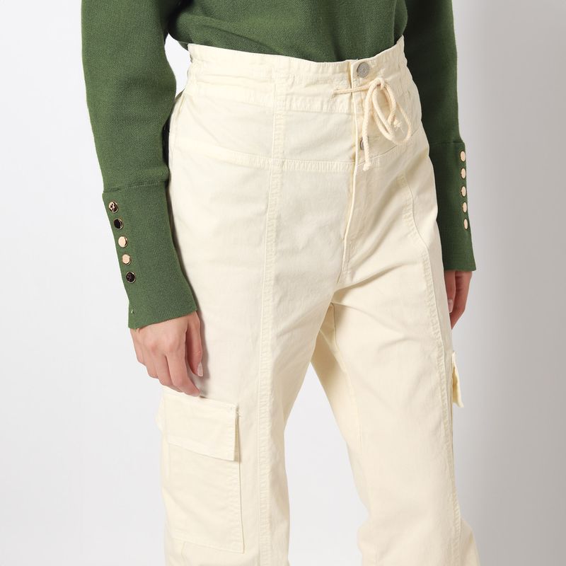 pantalon para mujer blanco parte trasera con bolsillos