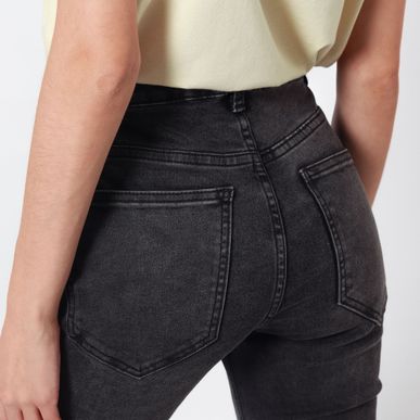 Jean Tiro Alto Bota Flare