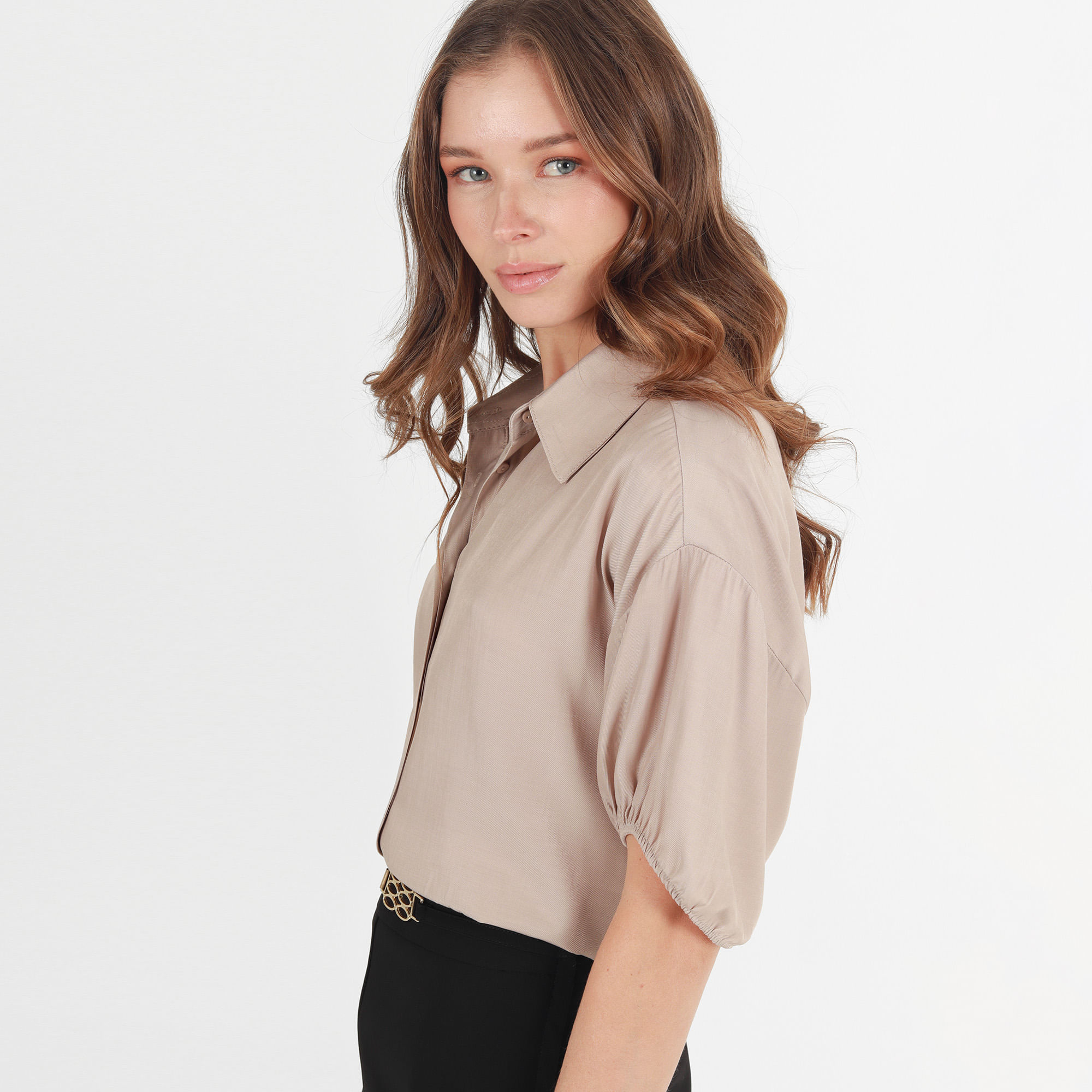 blusa blanca cuello camisero