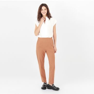 Pantalon Tiro Medio Bota Recta