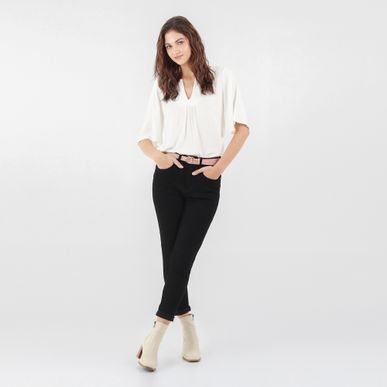 Jean Tiro Medio Bota Skinny