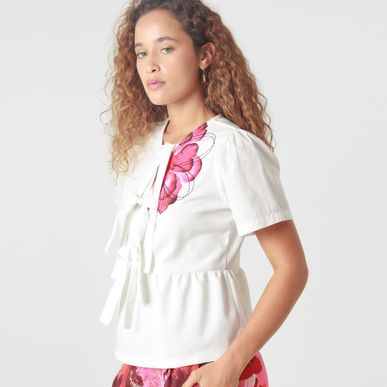 Camiseta Cuello Lazo Manga Corta