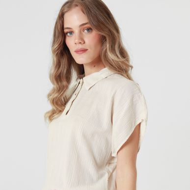 Blusa Cuello Sport Manga Corta