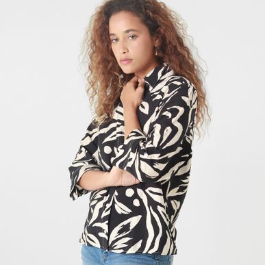 Blusa Cuello Camisero Manga Larga