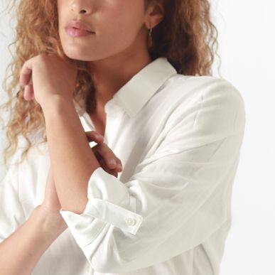Blusa Cuello Camisero Manga Larga