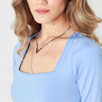 Camiseta Cuello U Manga Larga