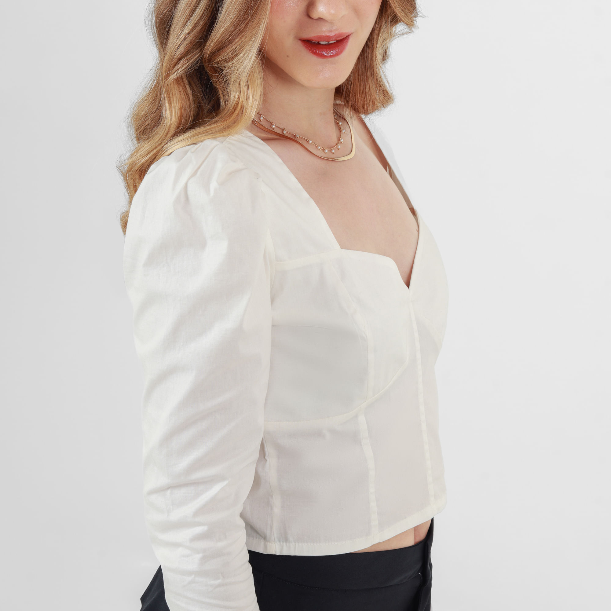 Blusa para mujer - BLUSA CROP MANGA LARGA ESCOTE EN V CON RECOGIDO EN