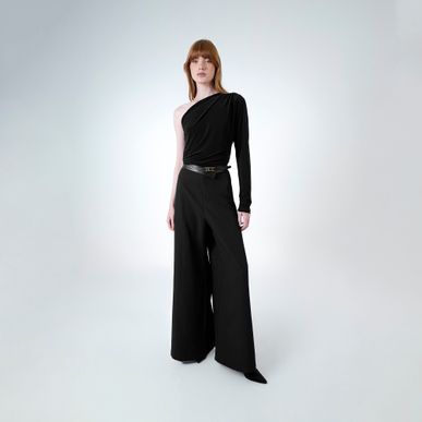 Enterizo Cuello Asimetrico Manga Larga