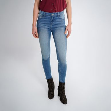 Jean Tiro Medio Bota Skinny