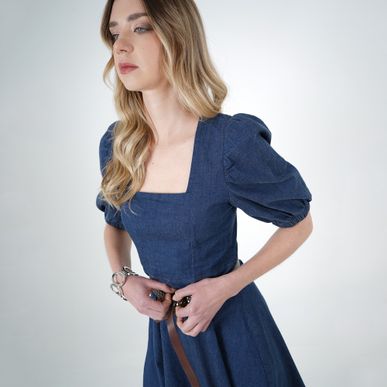 Vestido Escote Cuadrado Manga Corta