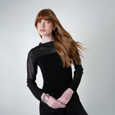 Sweater Cuello U Manga Larga